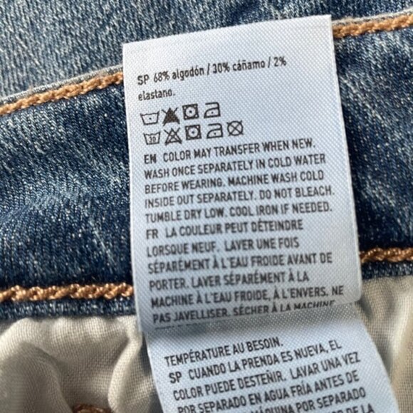 AMERICAN EAGLE High-Rise Frayed Hem Stretch Mom Jeans, Size 00 Long - NWOT - Picture 10 of 10